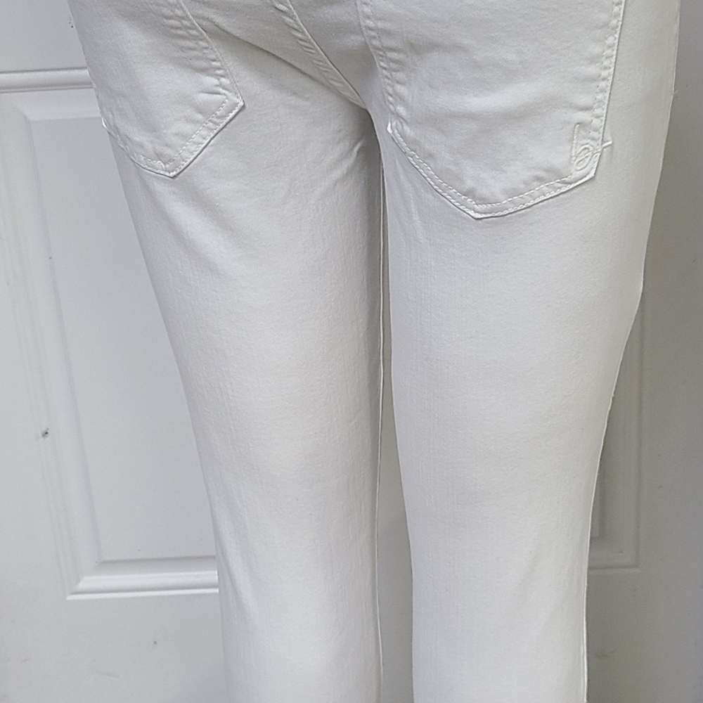 Jeans - Picture 3 of 4